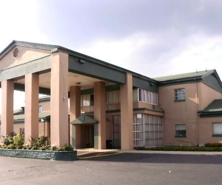 סגינאו Welcome Inn And Suites מראה חיצוני תמונה